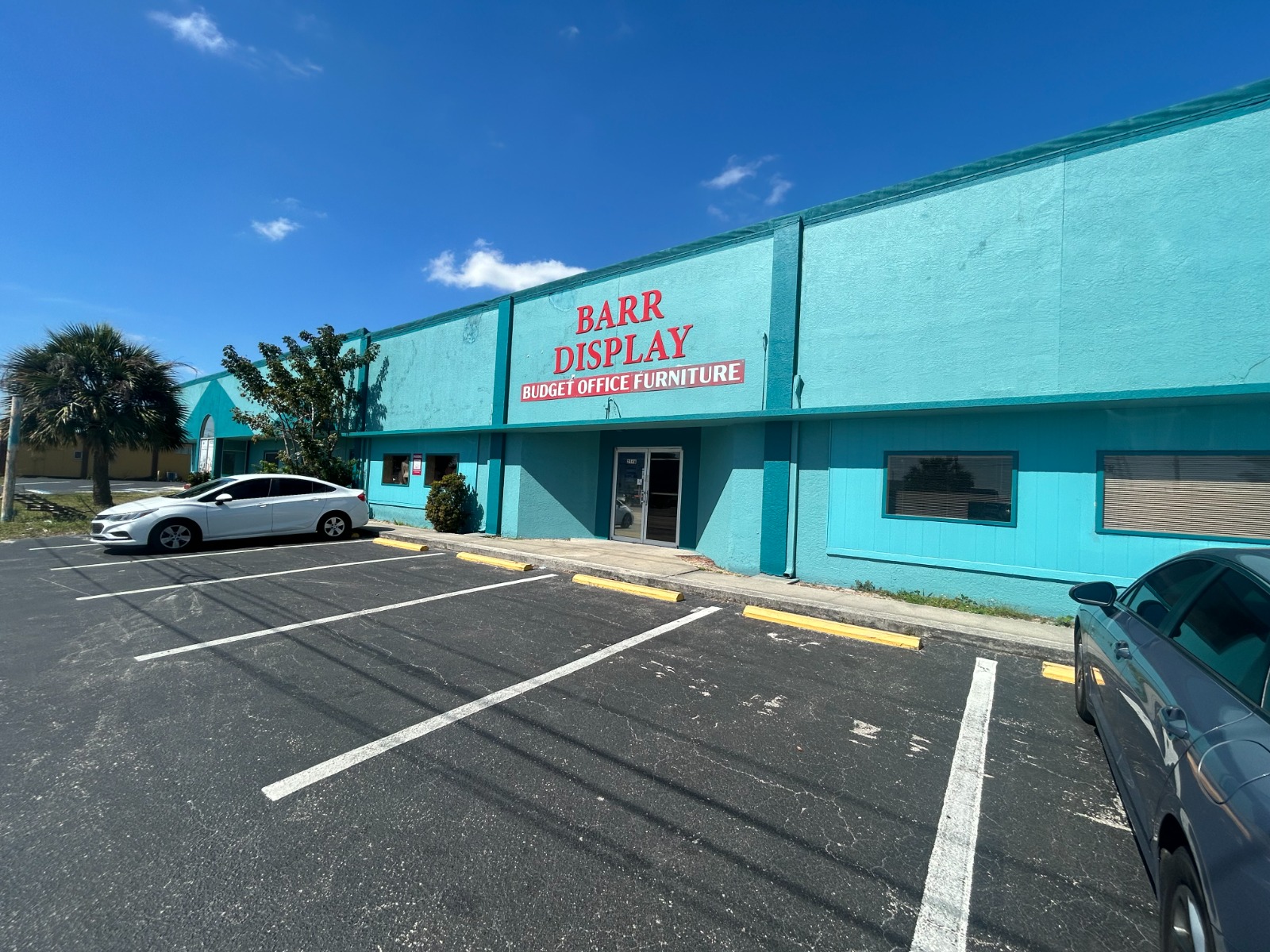 fort myers outside of building